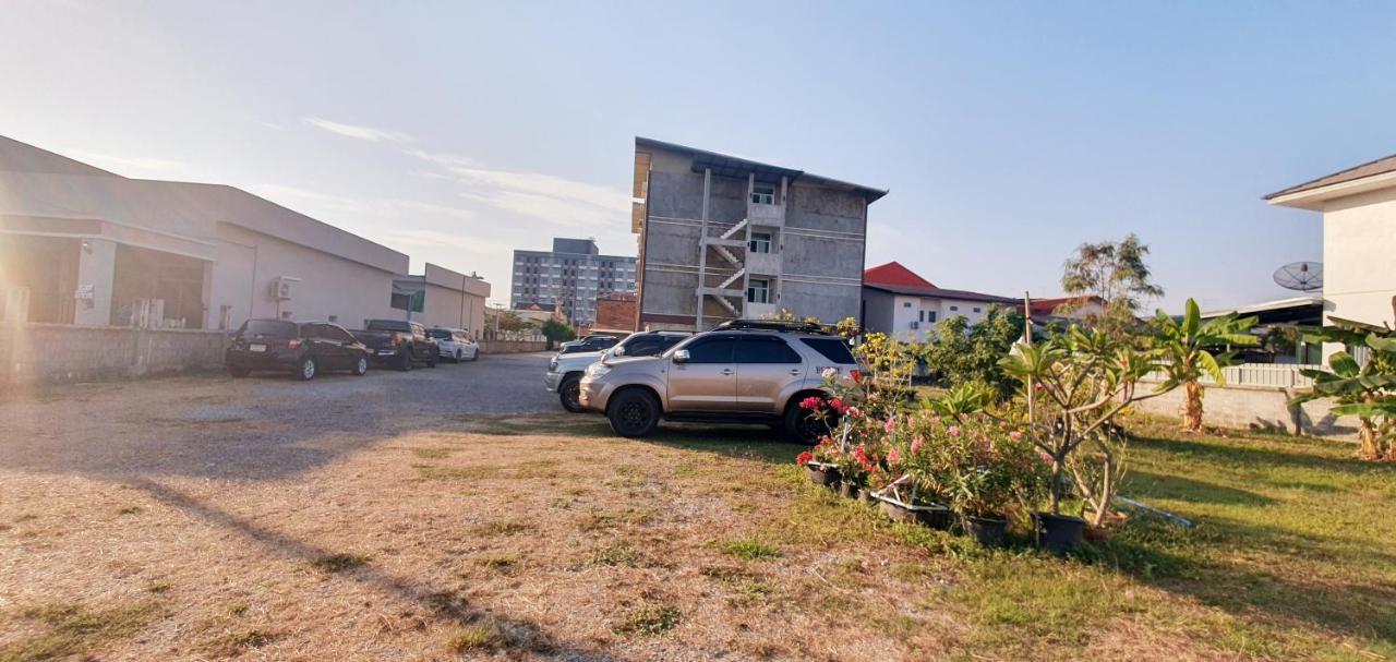 Tonwai Modern Place Phitsanulok Exterior foto