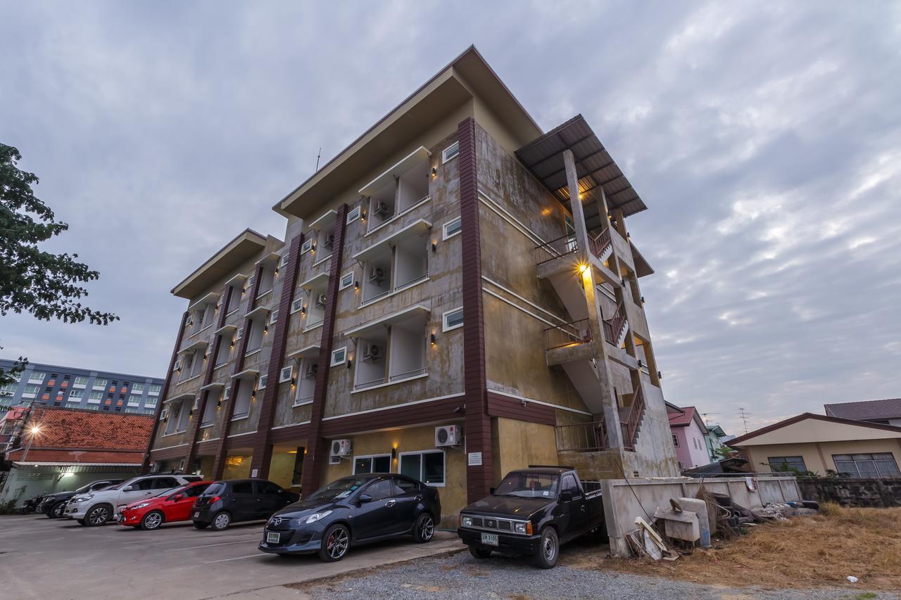 Tonwai Modern Place Phitsanulok Exterior foto