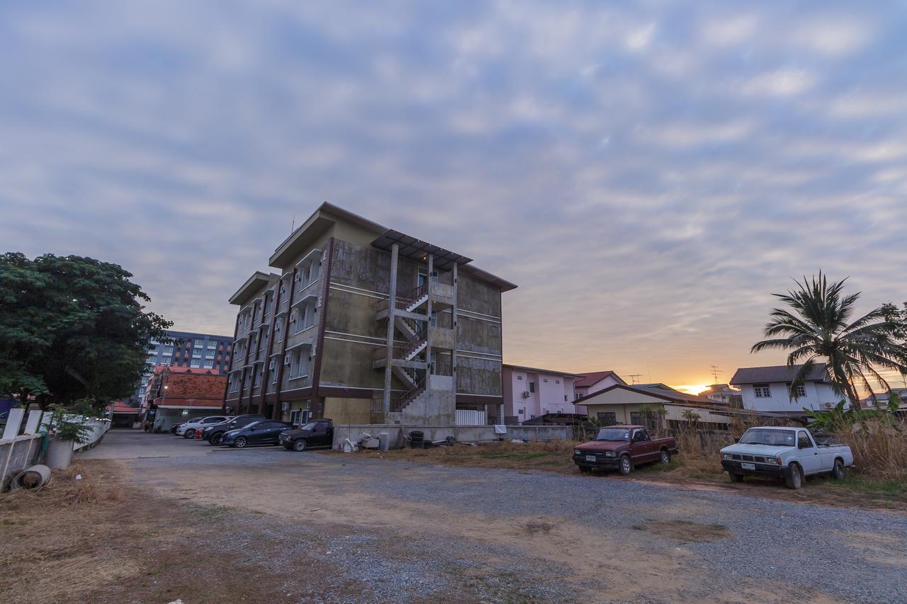Tonwai Modern Place Phitsanulok Exterior foto