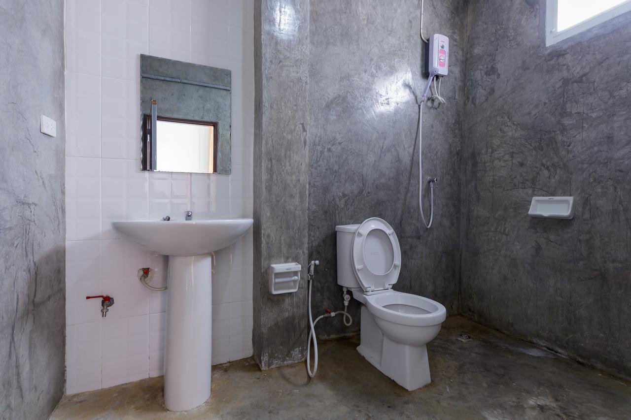 Tonwai Modern Place Phitsanulok Exterior foto