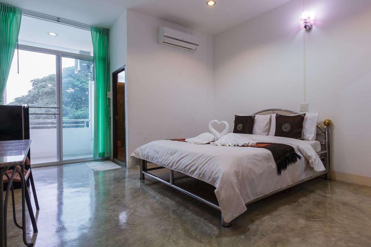 Tonwai Modern Place Phitsanulok Exterior foto